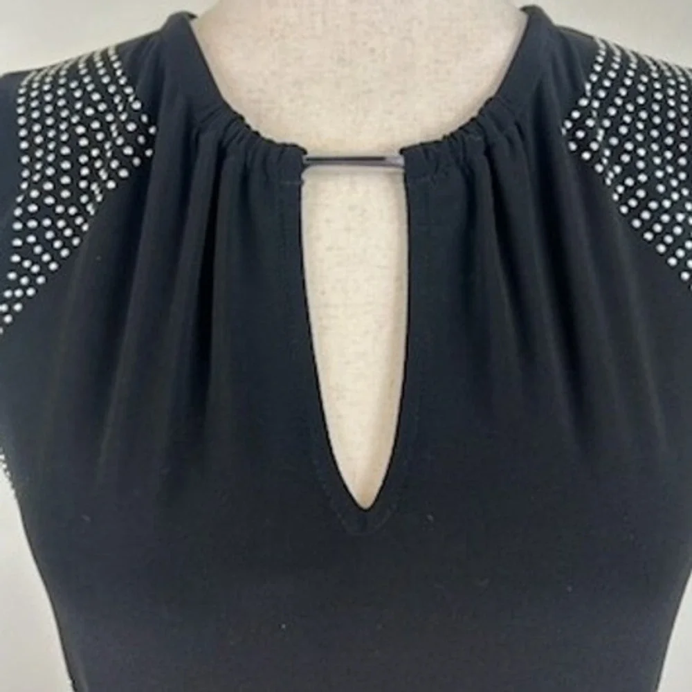 Joseph Ribkoff Black Sleeveless Studded Sheath Dress Keyhole Neckline Size 10